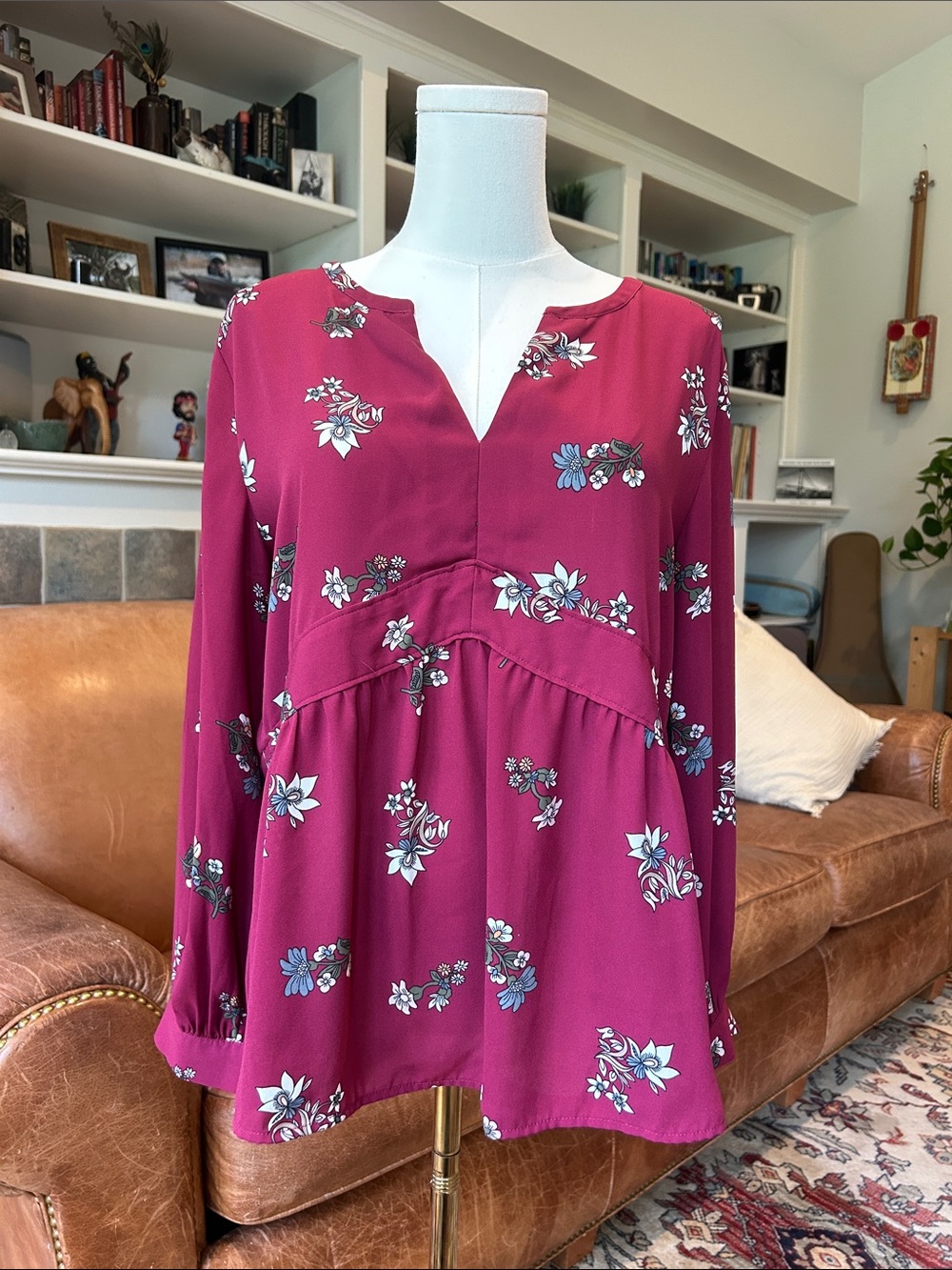 🌸3 FOR $20🌸 LOFT Wine Floral Peplum Blouse